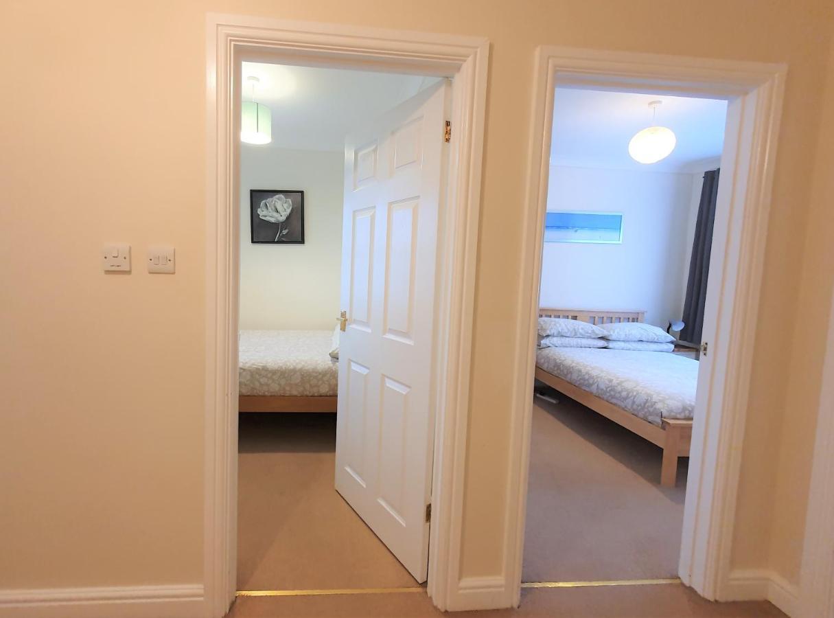 Friars Walk Houses With 2 Bedrooms, 2 Bathrooms, Fast Wi-Fi And Private Parking Sittingbourne Ngoại thất bức ảnh